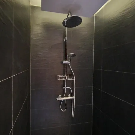 Kreuzberg 1-4 Guest Bedroom Kitchen Bathroom Cinema Apartment